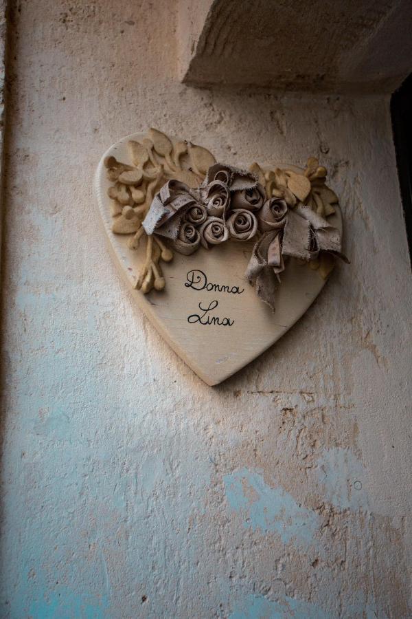 Donna Lina Acomodação com café da manhã Matera Exterior foto